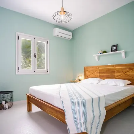 Diktina With Private Pool Sea View * Tavronitis